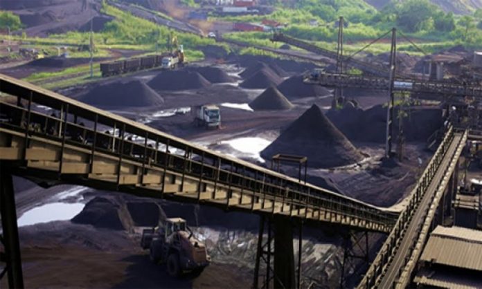 Manganese mining in Gabon